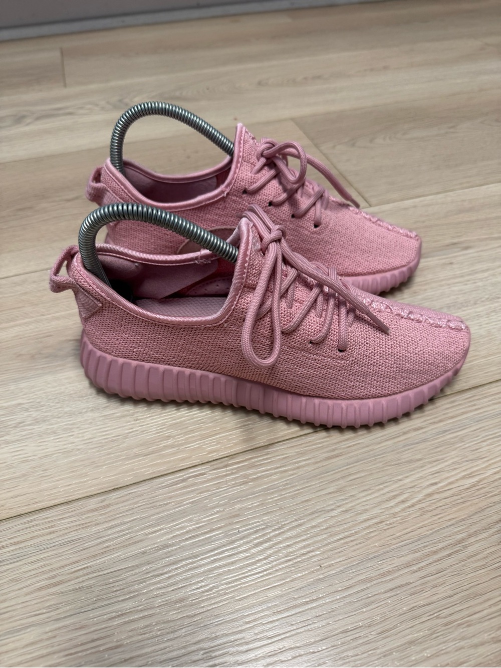 Adidas Yeezy 350 Boost “Cotton Candy” Woman’s Size 6